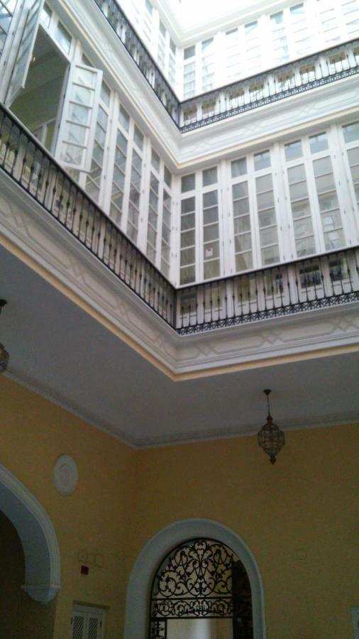 Luxurious 2 Bedroom Flat In A Historic Building Sevilla Buitenkant foto