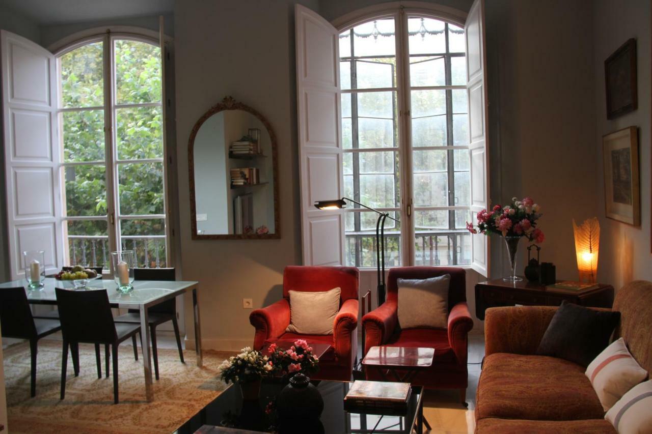 Luxurious 2 Bedroom Flat In A Historic Building Sevilla Buitenkant foto