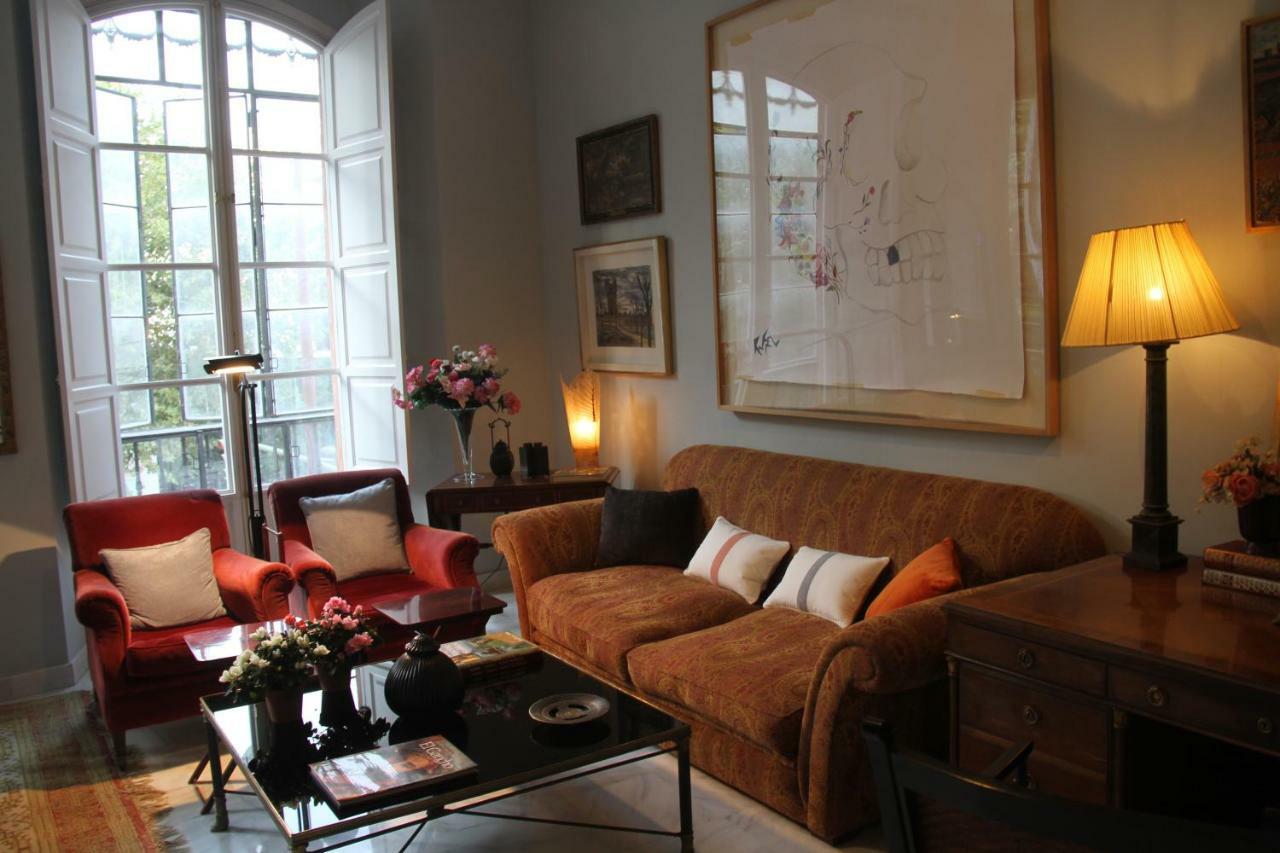 Luxurious 2 Bedroom Flat In A Historic Building Sevilla Buitenkant foto