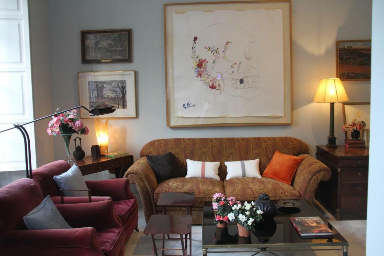 Luxurious 2 Bedroom Flat In A Historic Building Sevilla Buitenkant foto