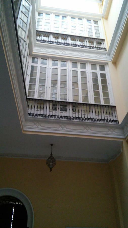 Luxurious 2 Bedroom Flat In A Historic Building Sevilla Buitenkant foto