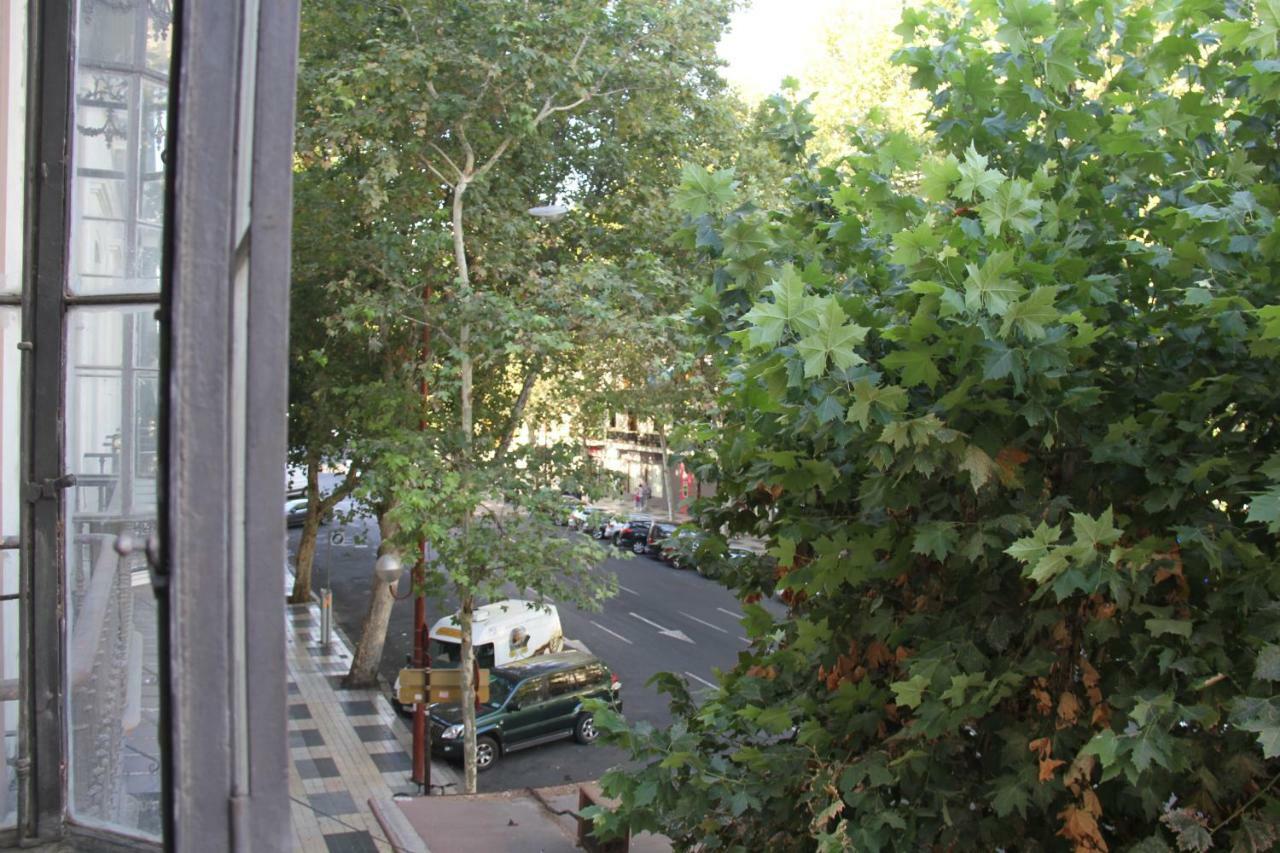 Luxurious 2 Bedroom Flat In A Historic Building Sevilla Buitenkant foto